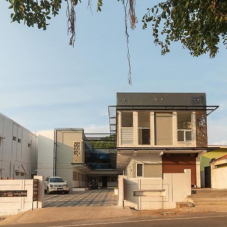 Oyo Green Hills Villa Kuttālam Exterior photo