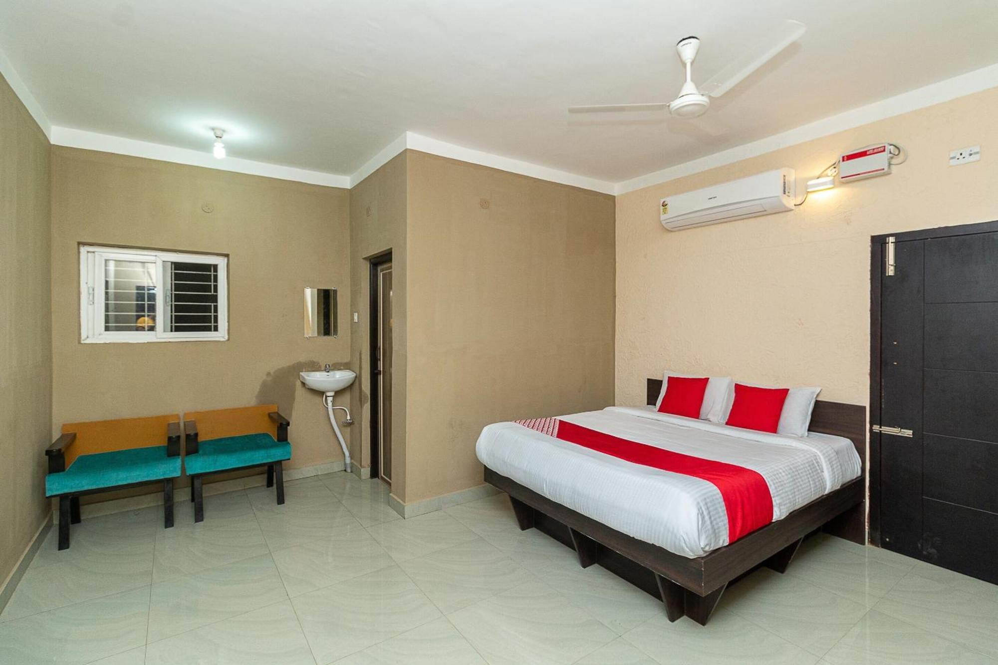 Oyo Green Hills Villa Kuttālam Exterior photo